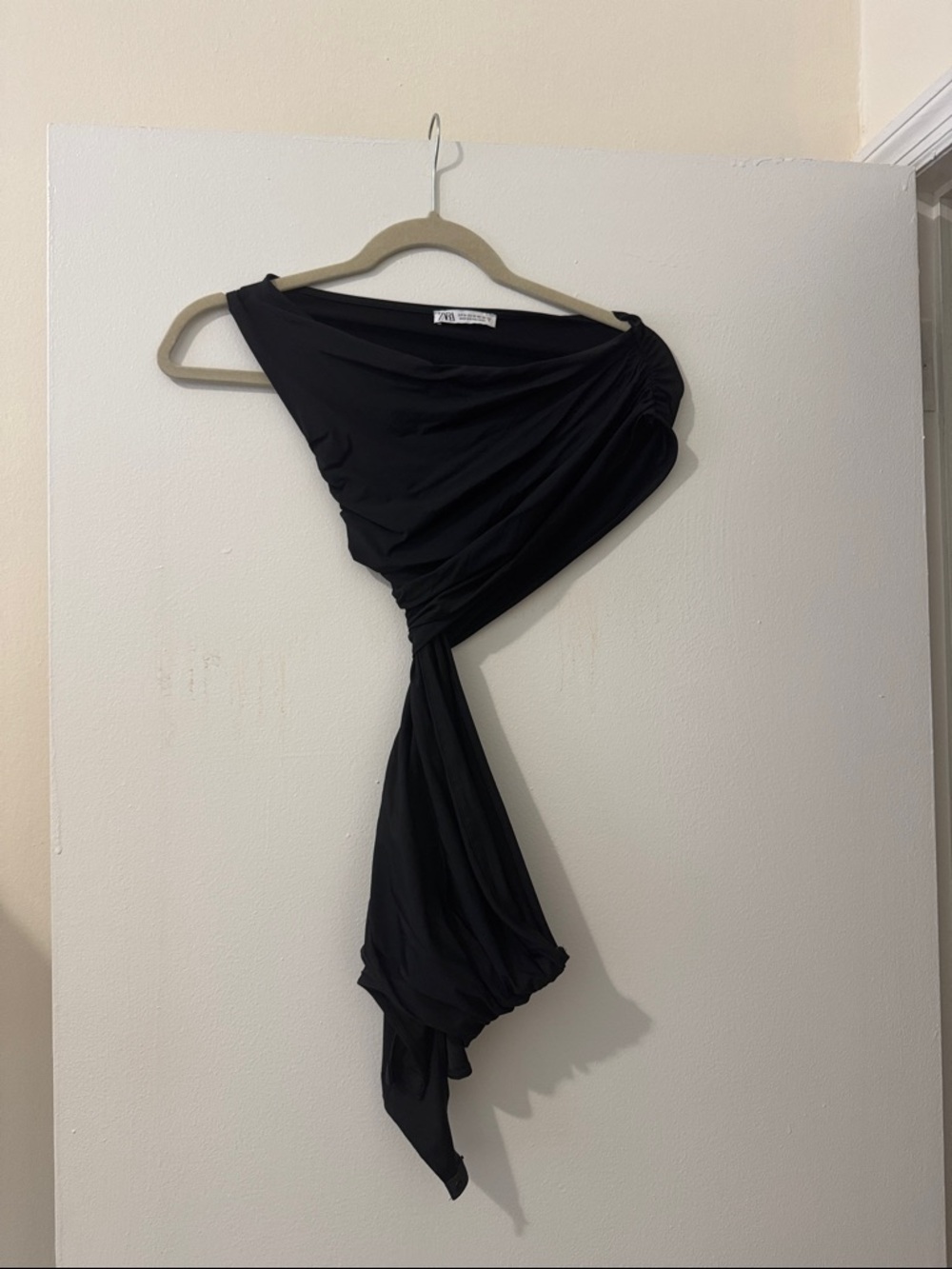 Zara Black One-Shoulder Cut Out Bodysuit